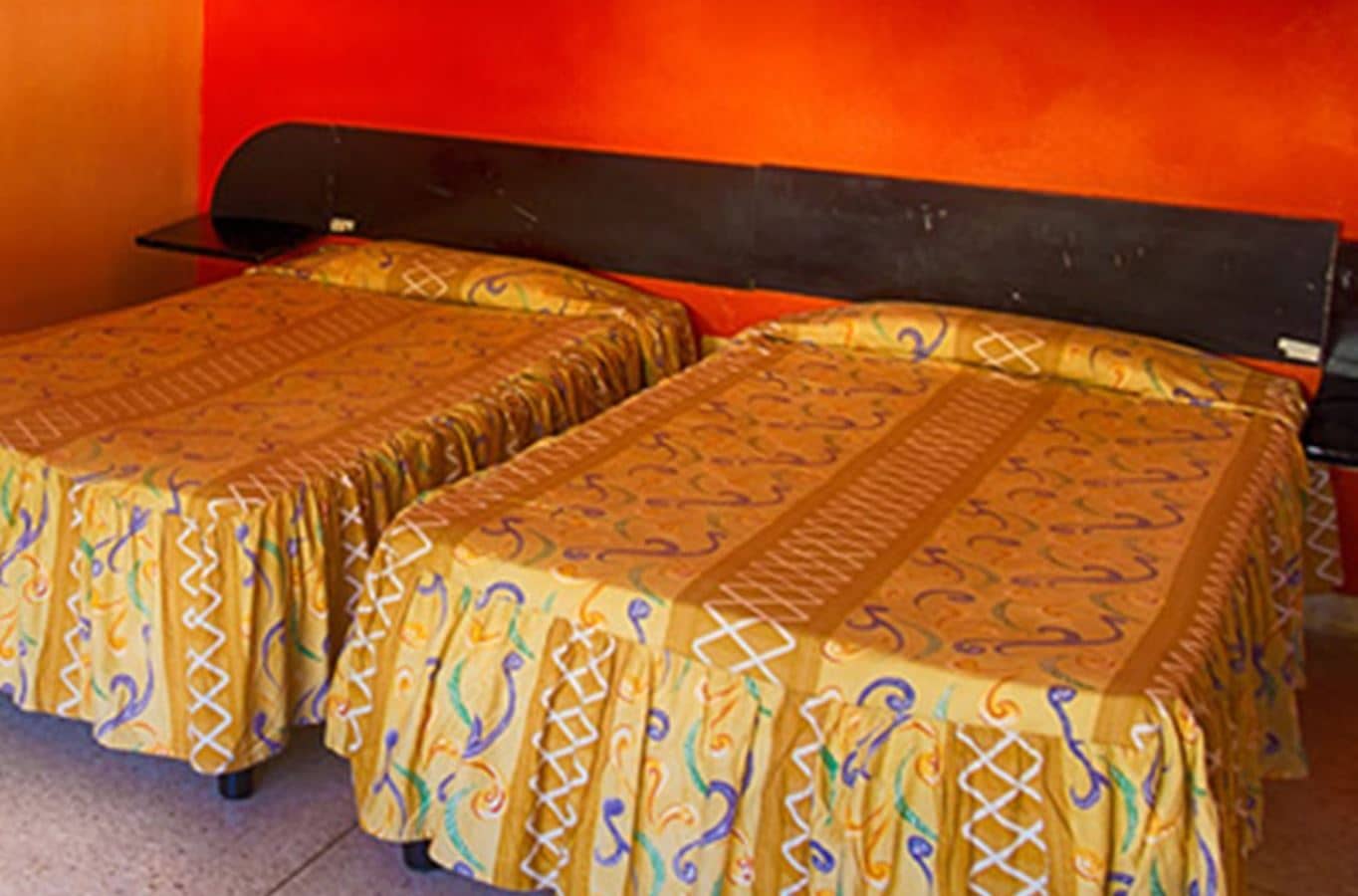 rooms-standard-room
