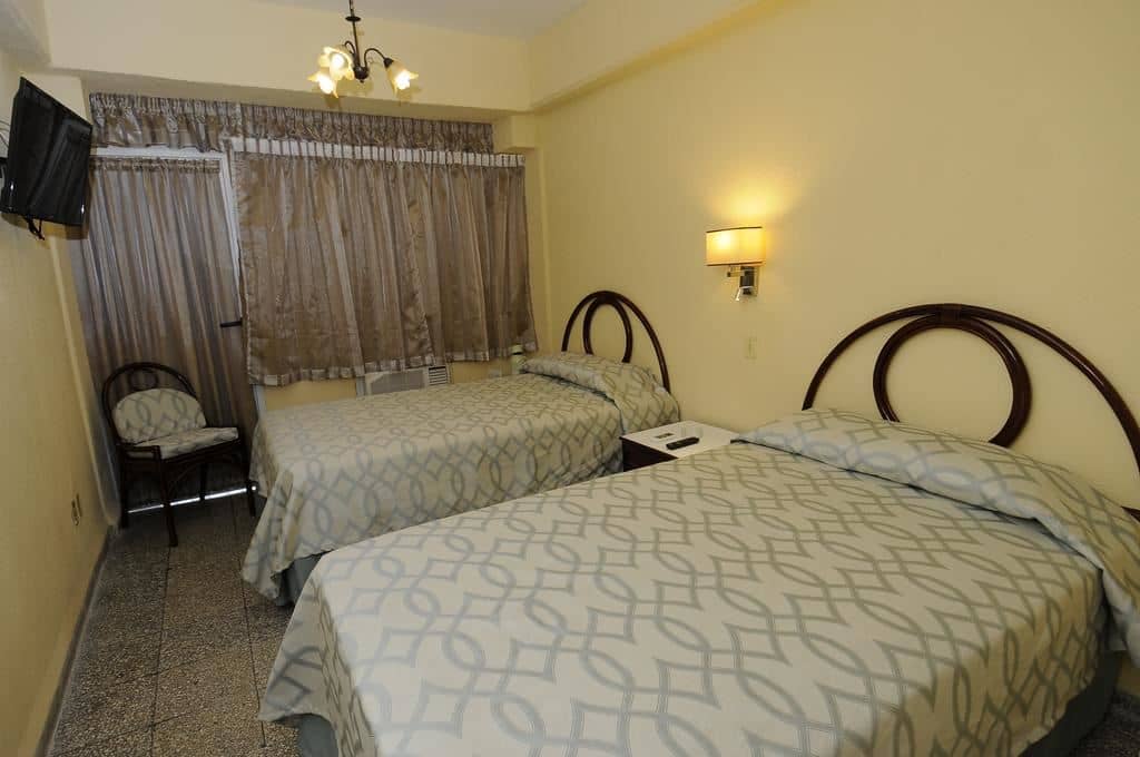 rooms-standard-room