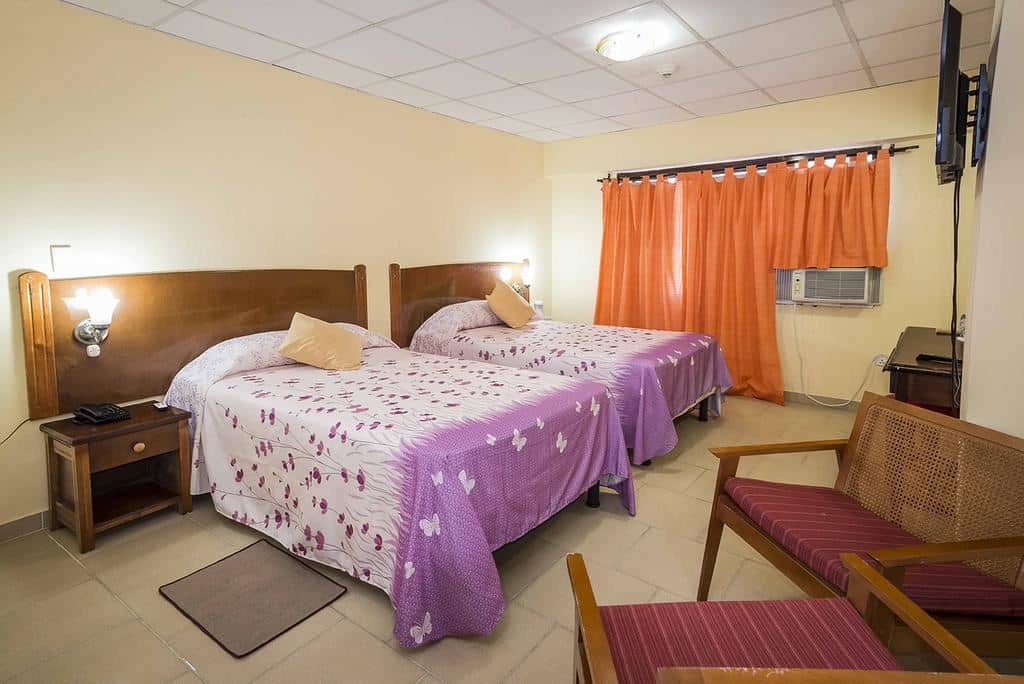 rooms-standard-room