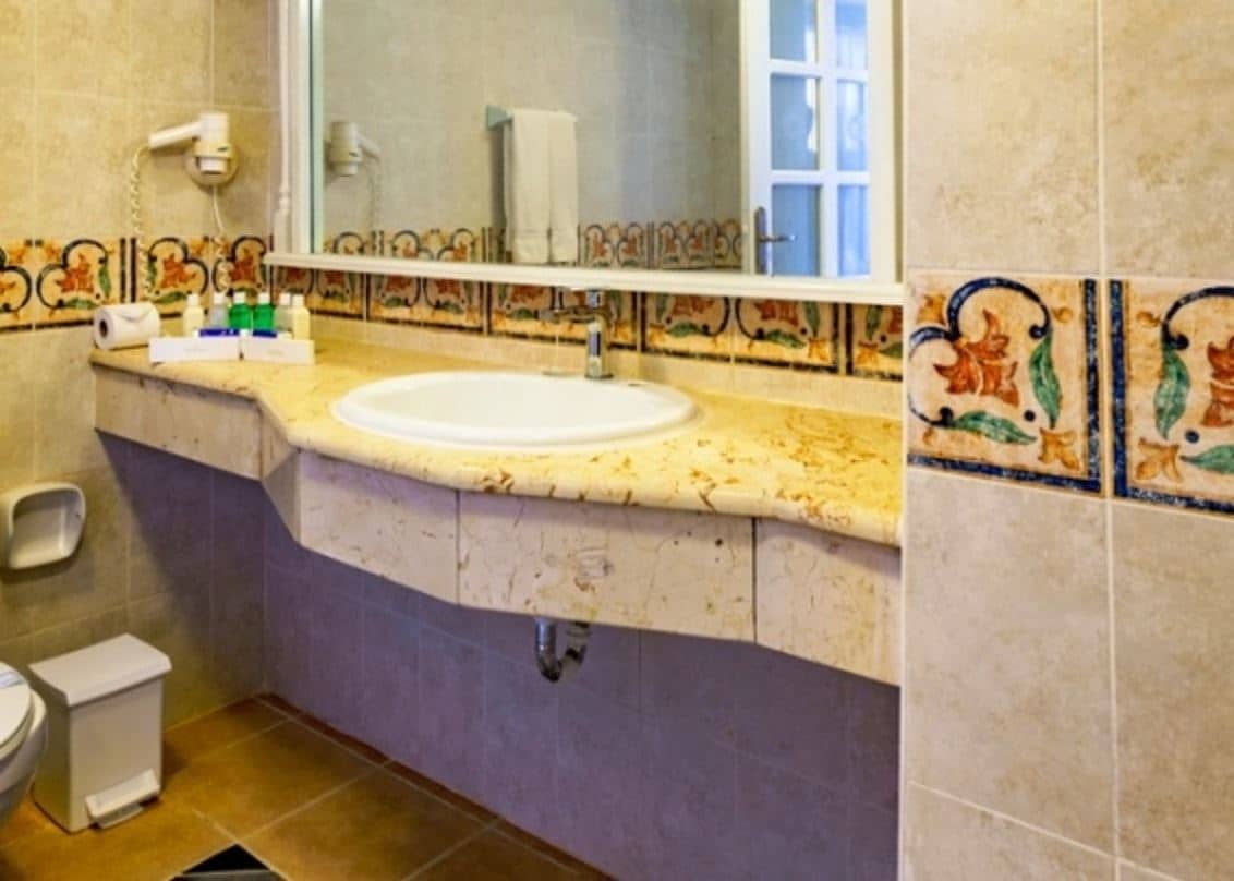 rooms-standard-room