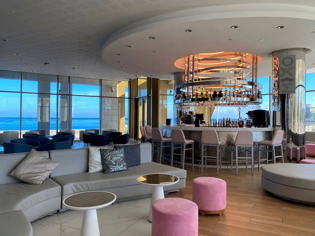 bars-lobby-bar