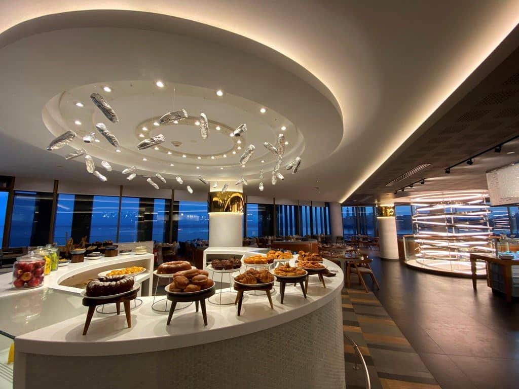 restaurants-breakfast-buffet