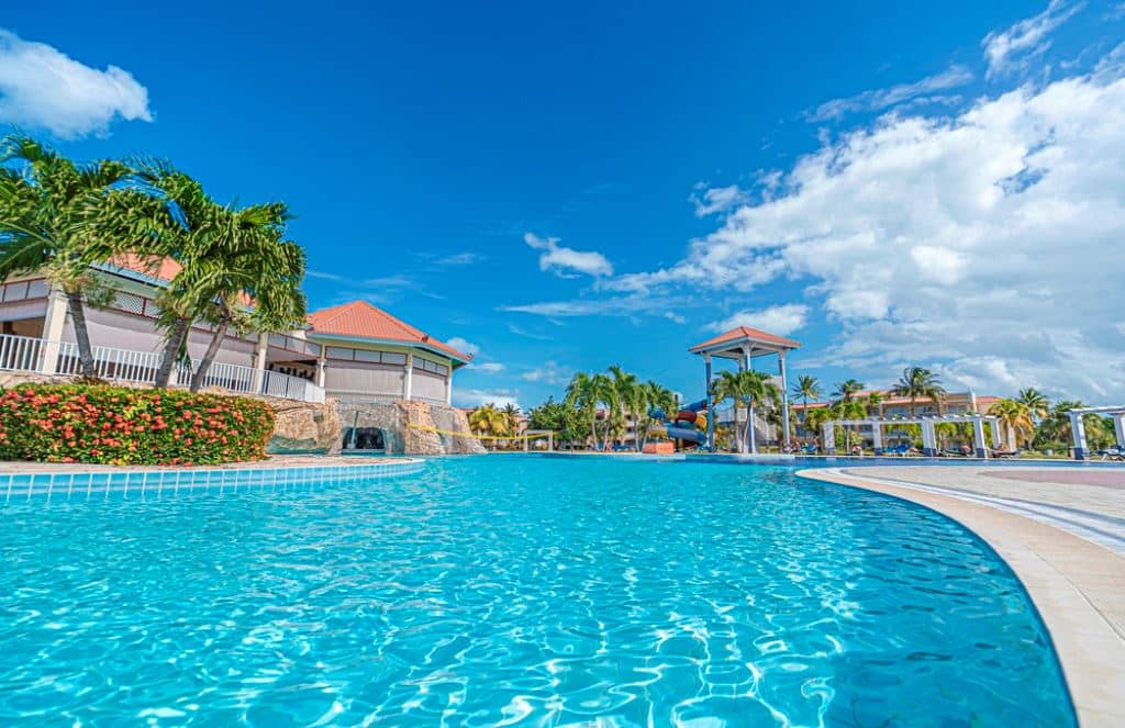 pools-outdoor-pool