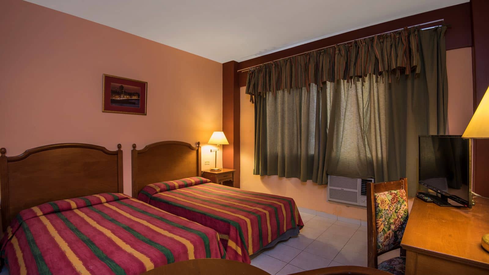 rooms-standard-room