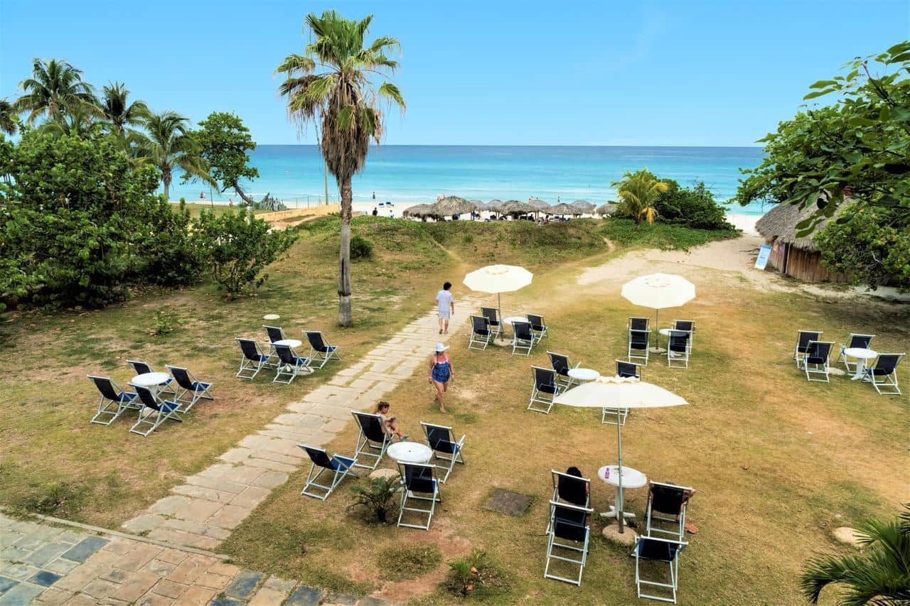 bars-beach-bar