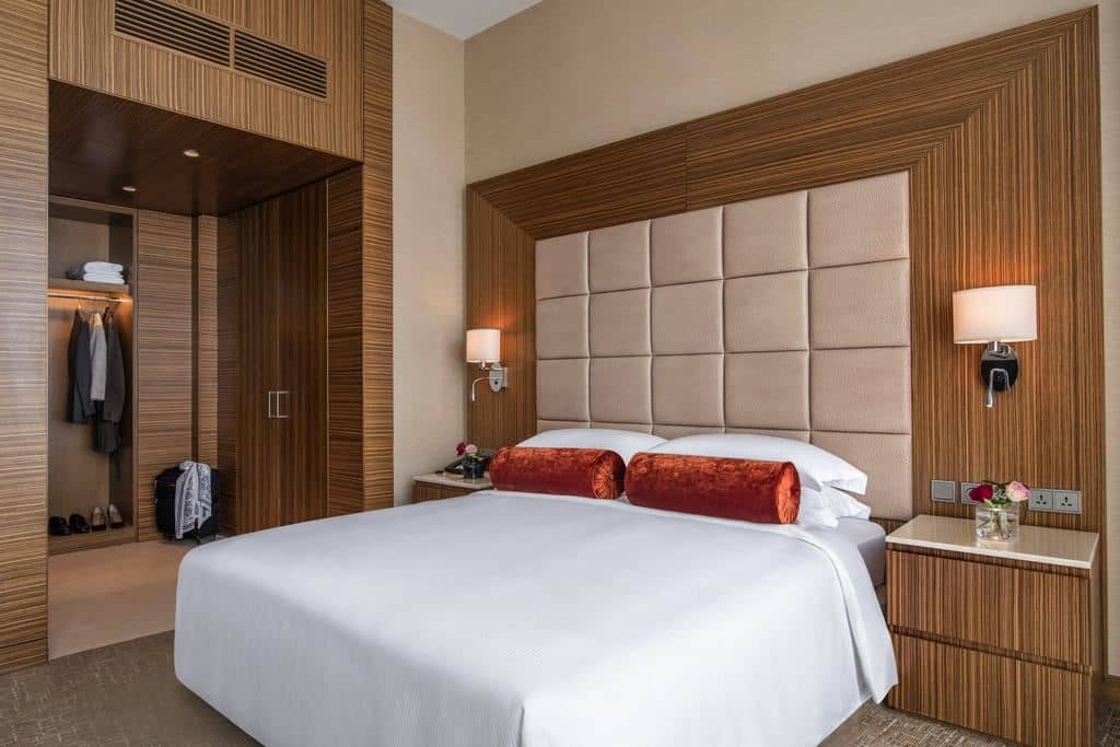 rooms-premium-room