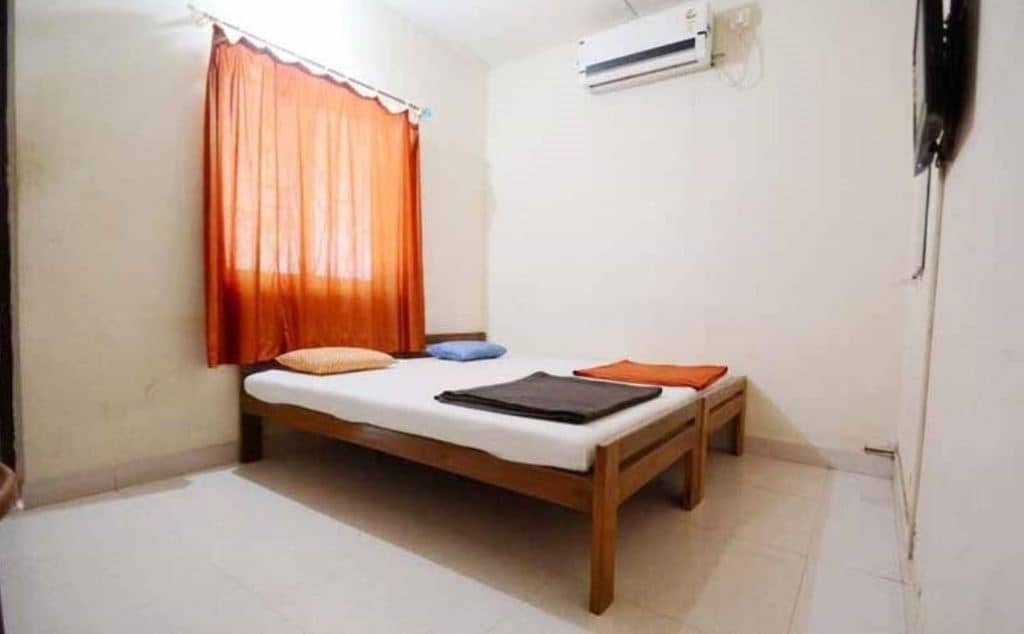 rooms-standard-ac