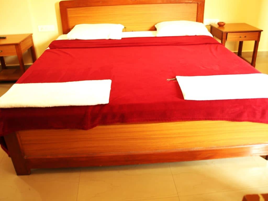 rooms-deluxe-room