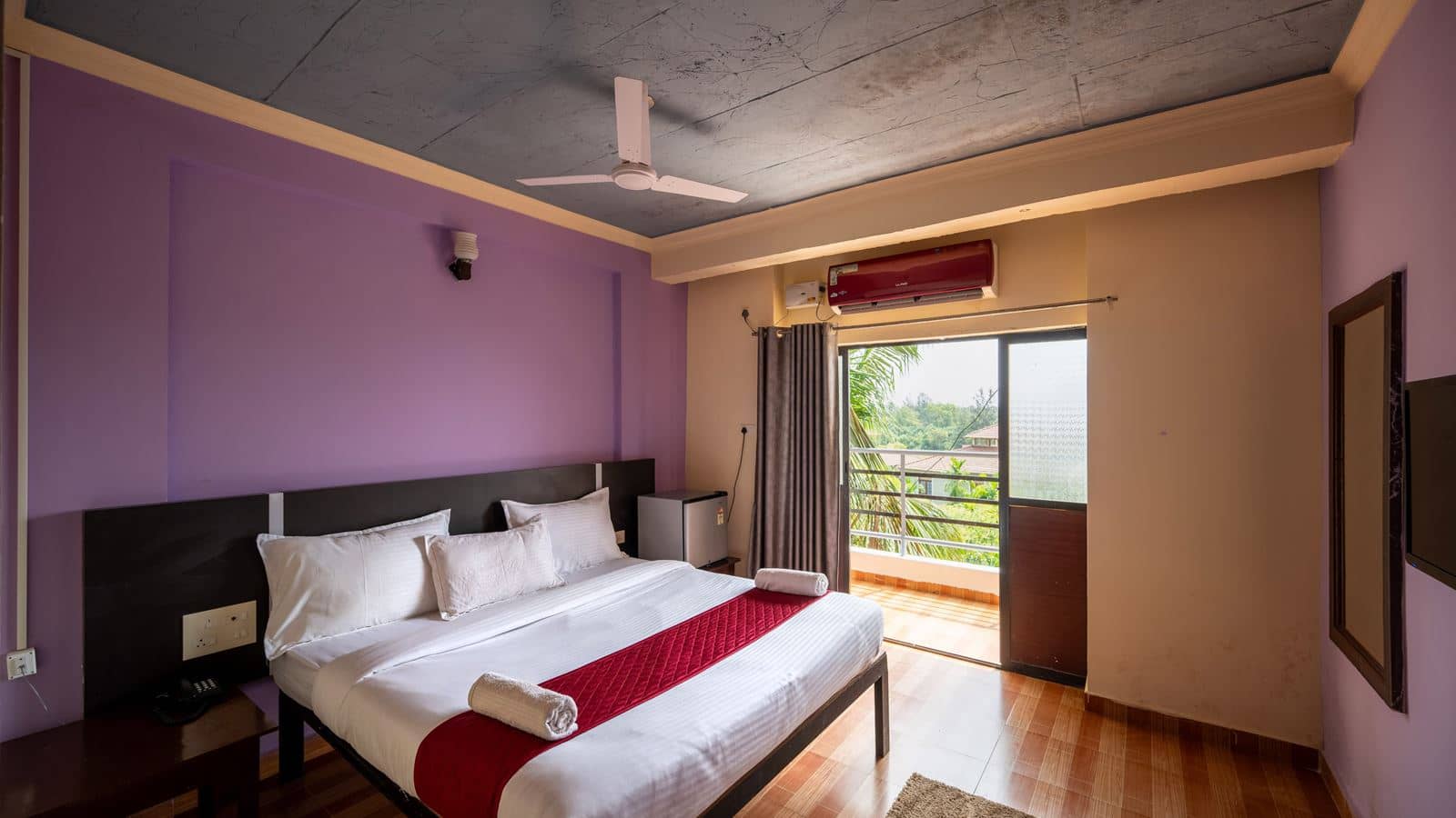 rooms-standard-room