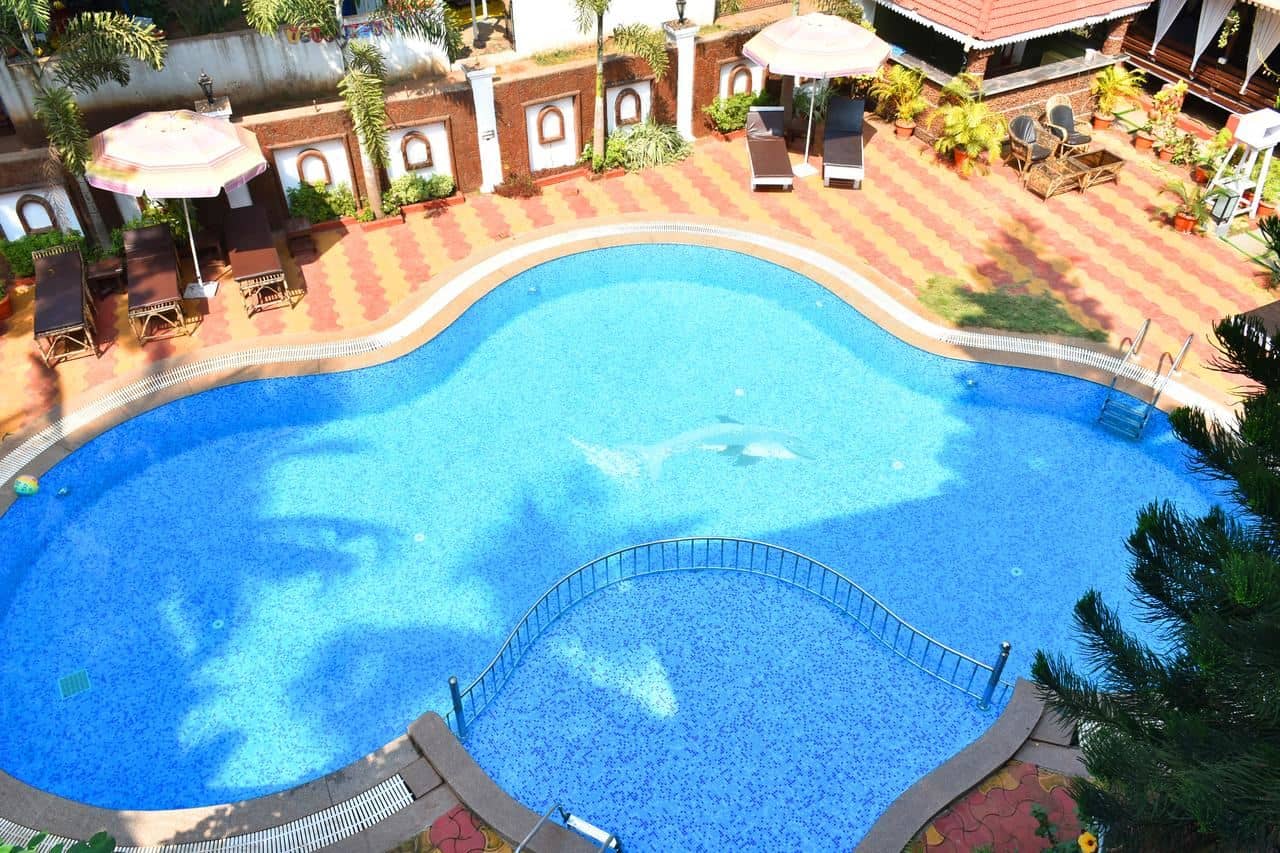 pools-outdoor-pool