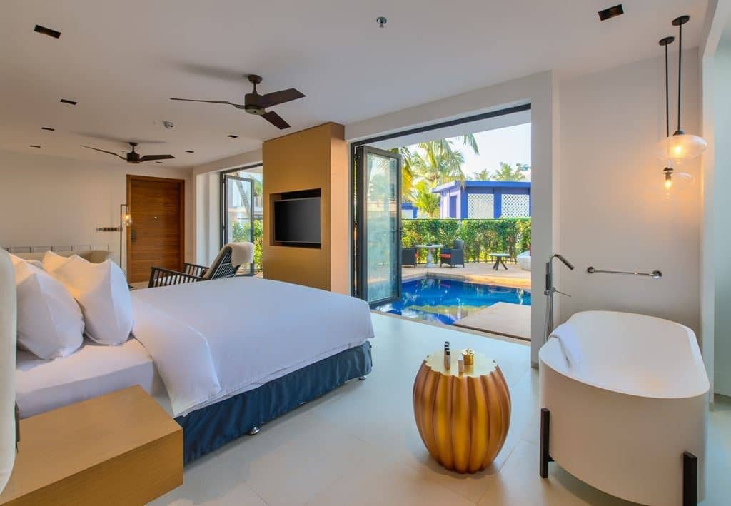 rooms-pool-villa-deluxe-with-private-pool