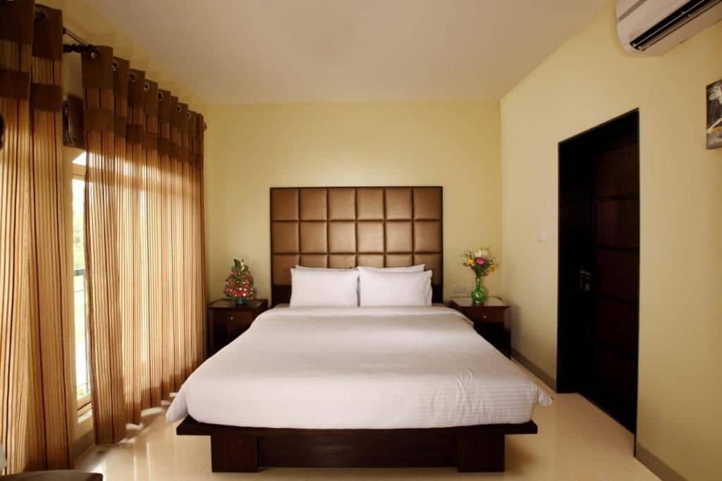 rooms-deluxe-ac