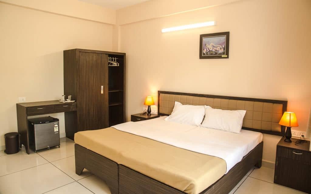 rooms-superior-deluxe-ac