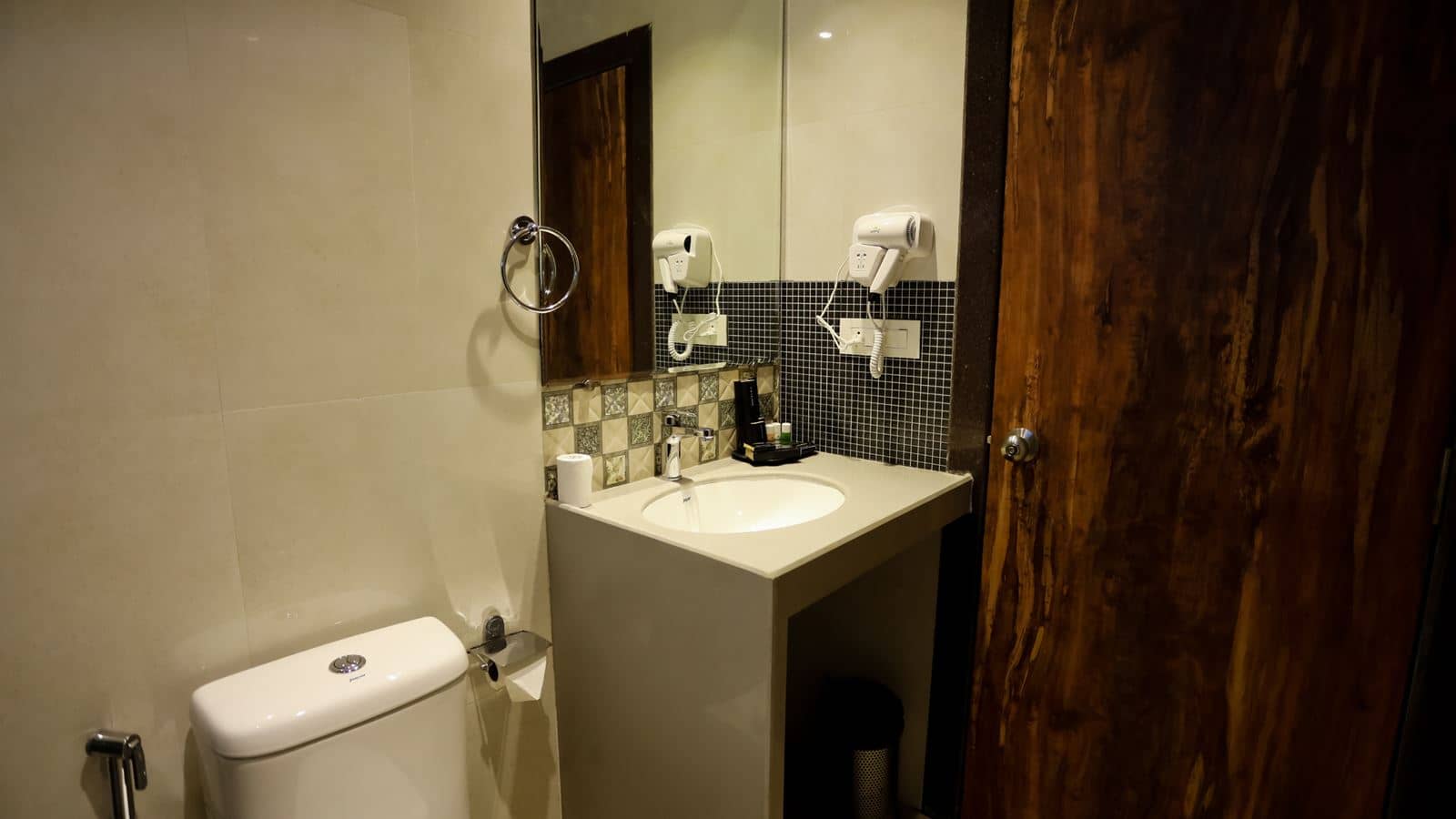 rooms-amara-premium