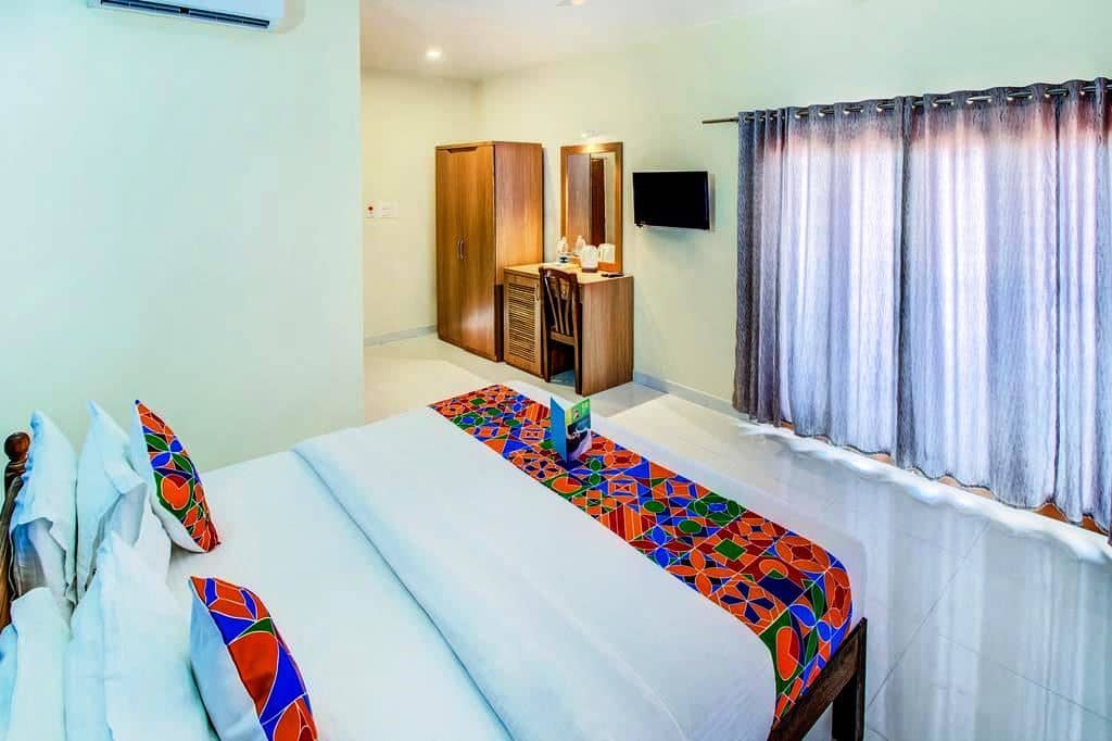 rooms-deluxe-ac