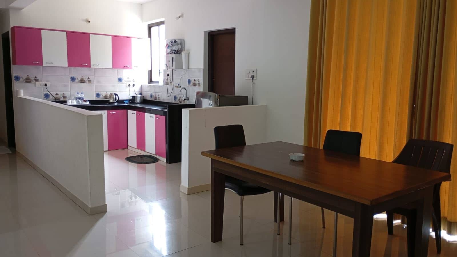 rooms-1-bhk-apt-ac