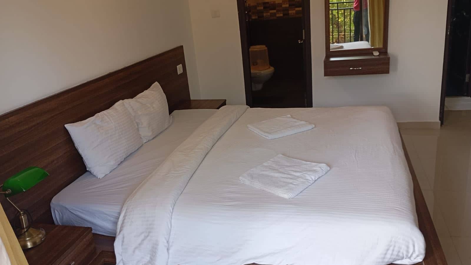 rooms-2-bhk-apartment