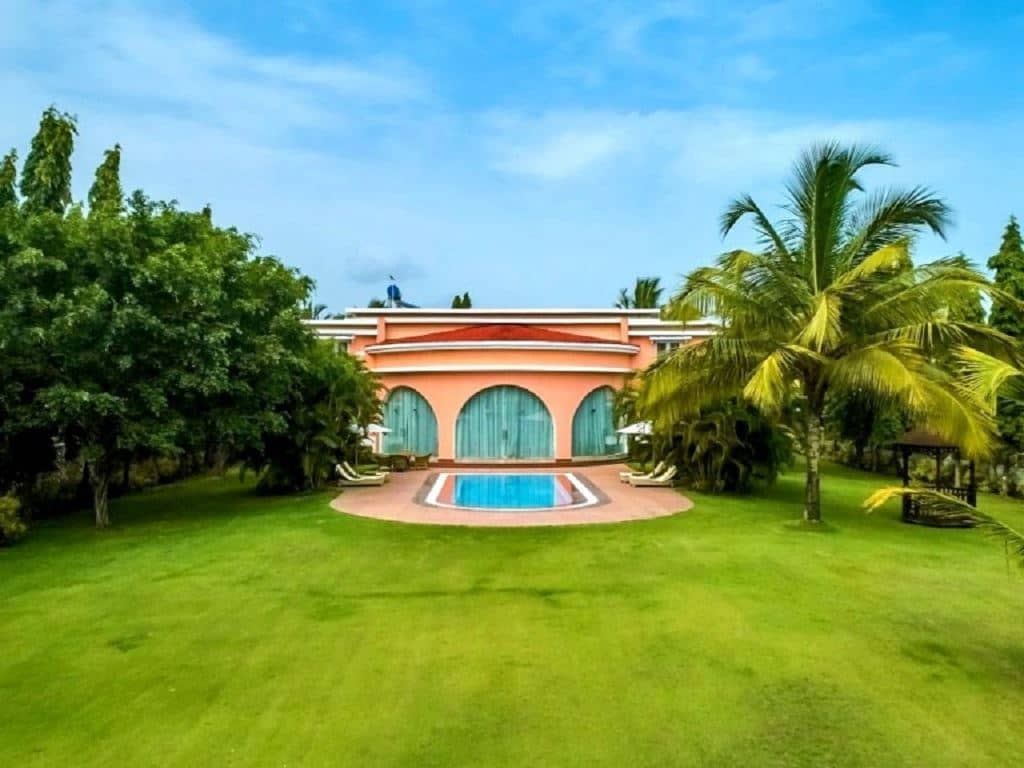 rooms-villas