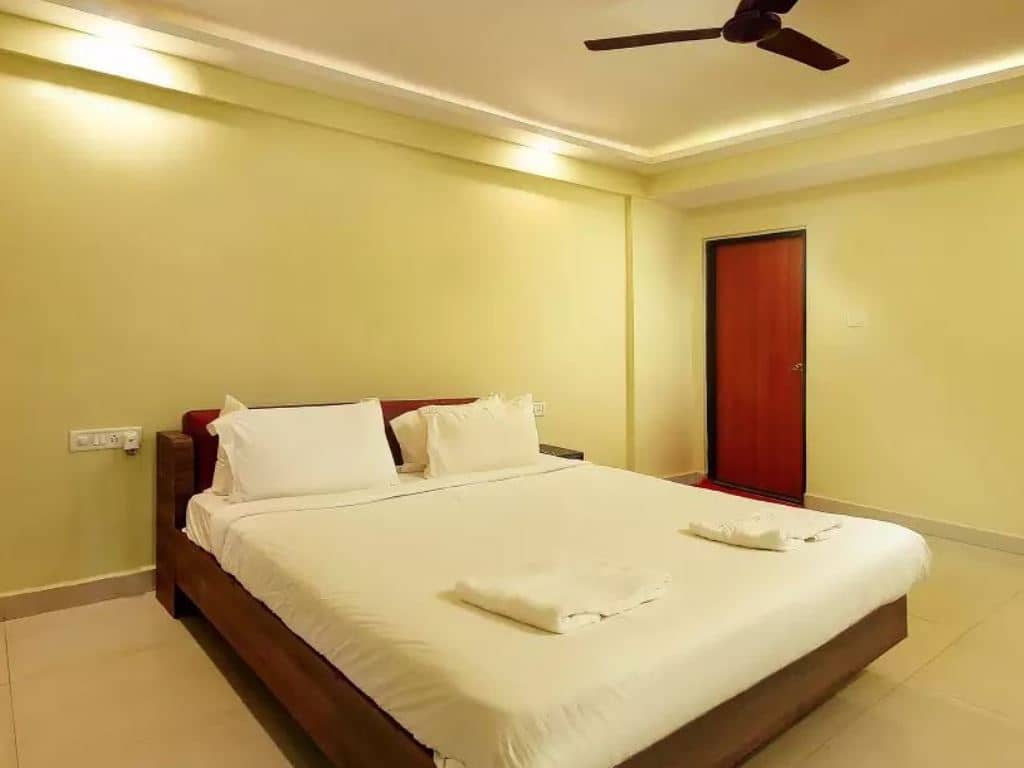 rooms-standard-room