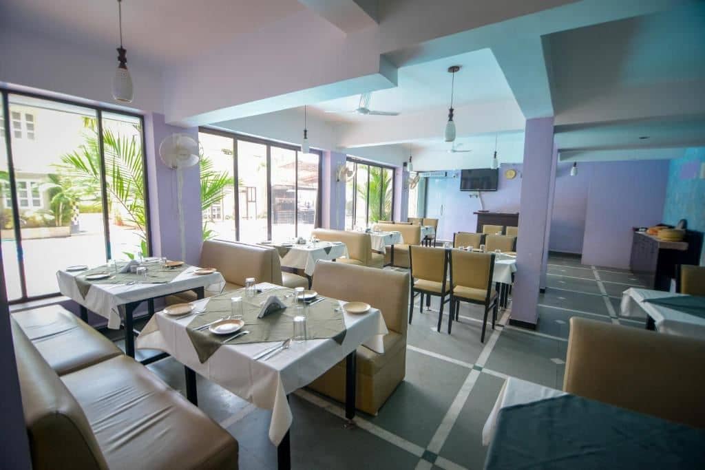 restaurants-restaurants