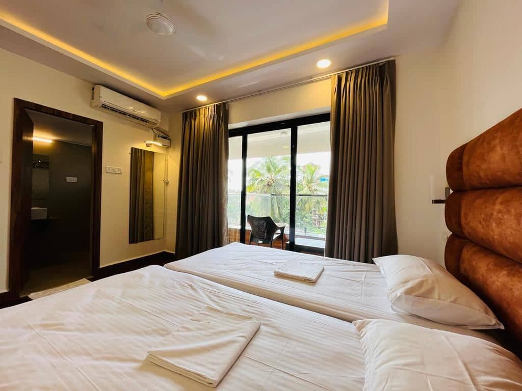 rooms-luxury-room