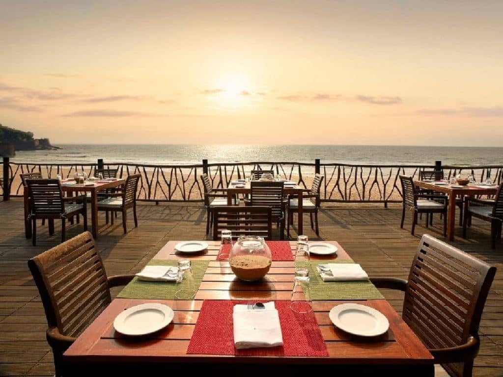 restaurants-restaurants