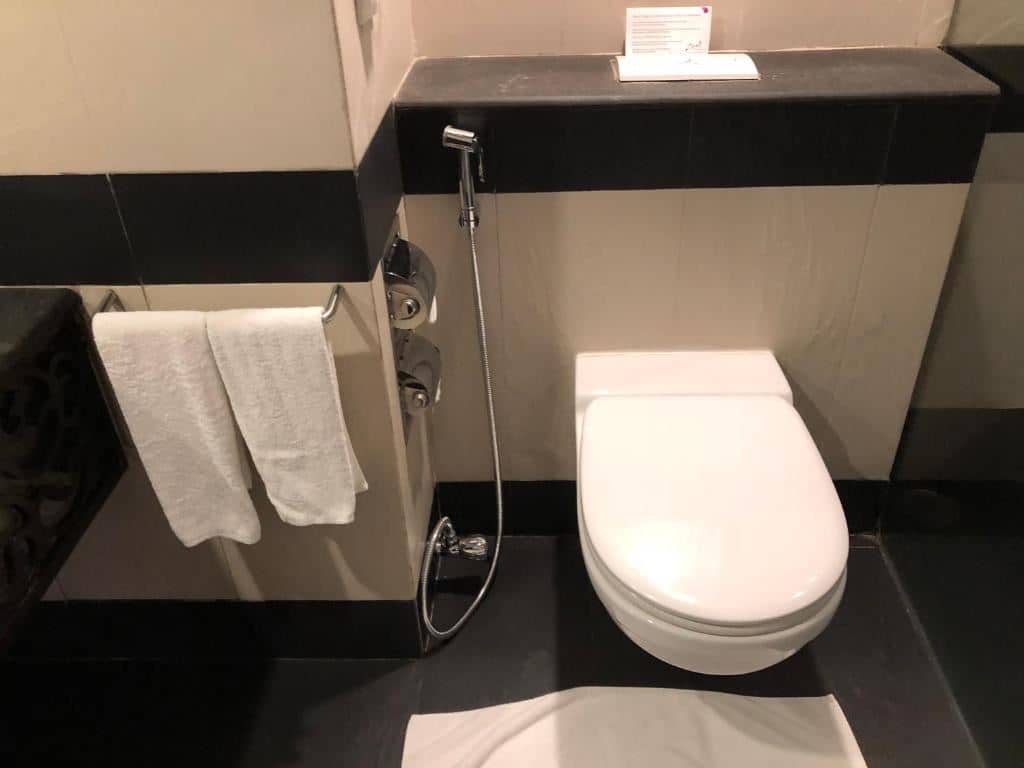 rooms-superior-room