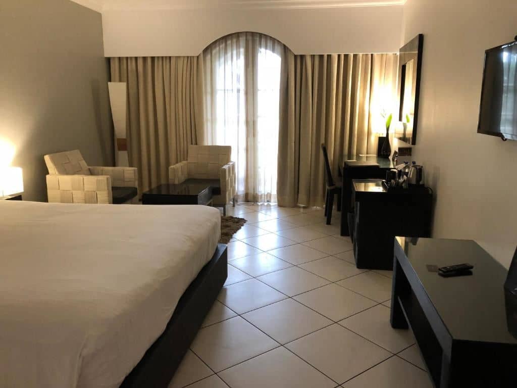 rooms-superior-room