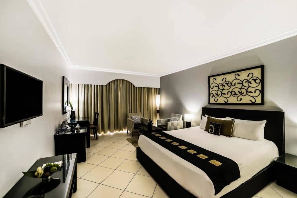 rooms-superior-room