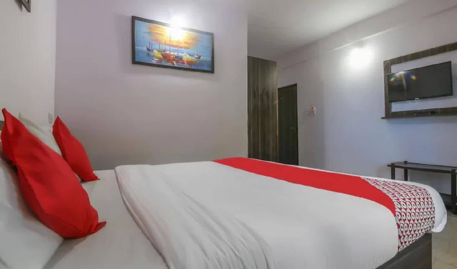 rooms-deluxe-ac
