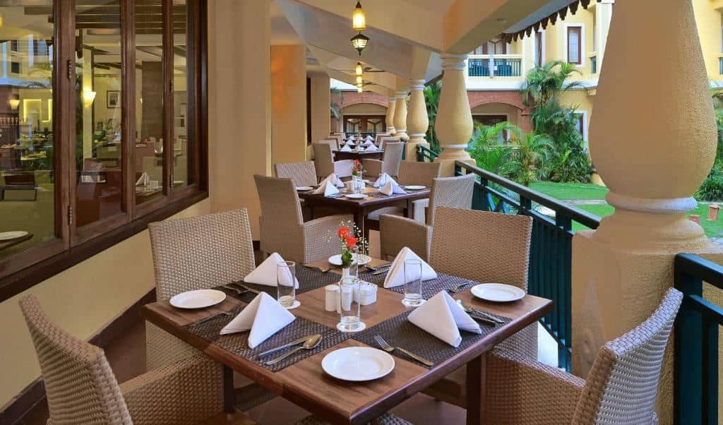 restaurants-restaurants