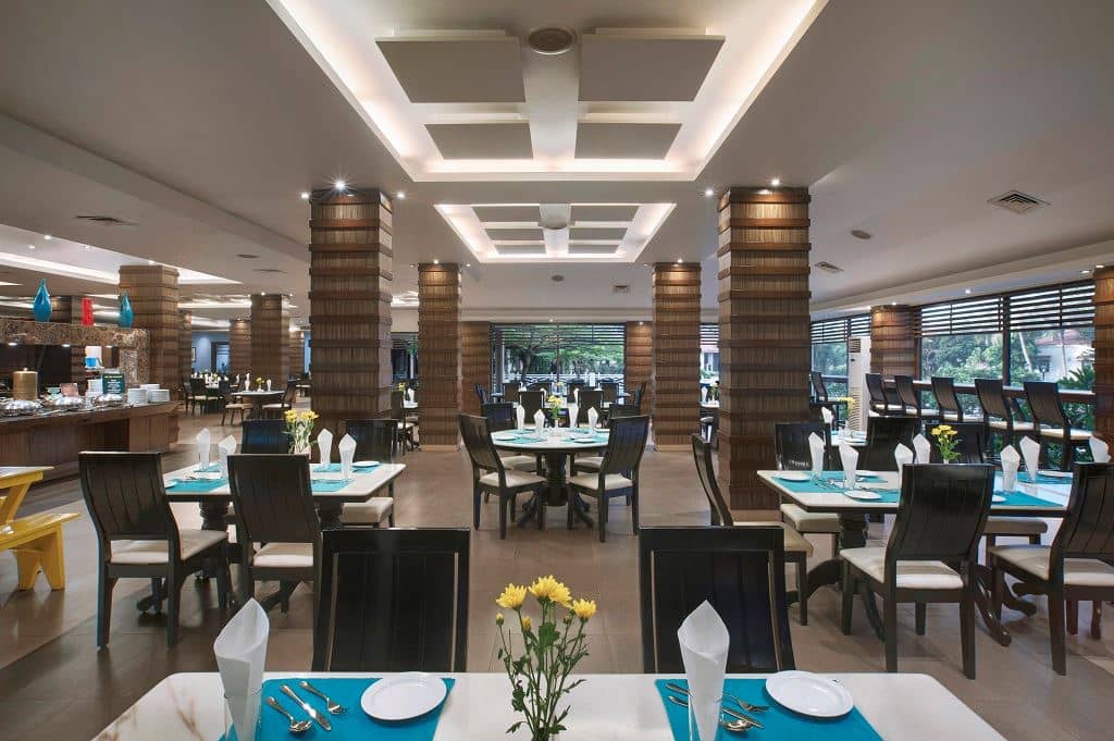restaurants-upper-deck