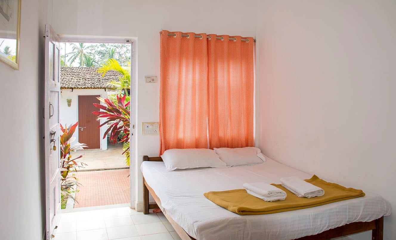 rooms-standard-room