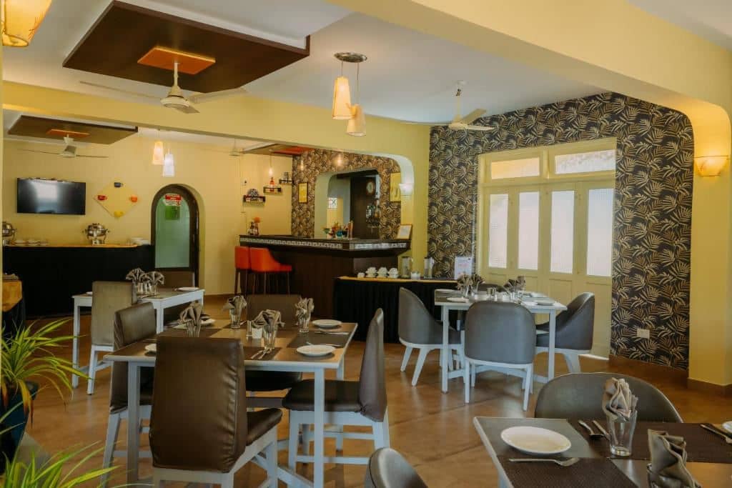 restaurants-restaurants