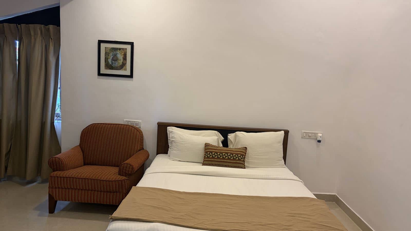 rooms-suite-room