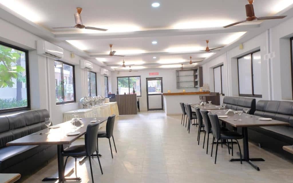restaurants-restaurants