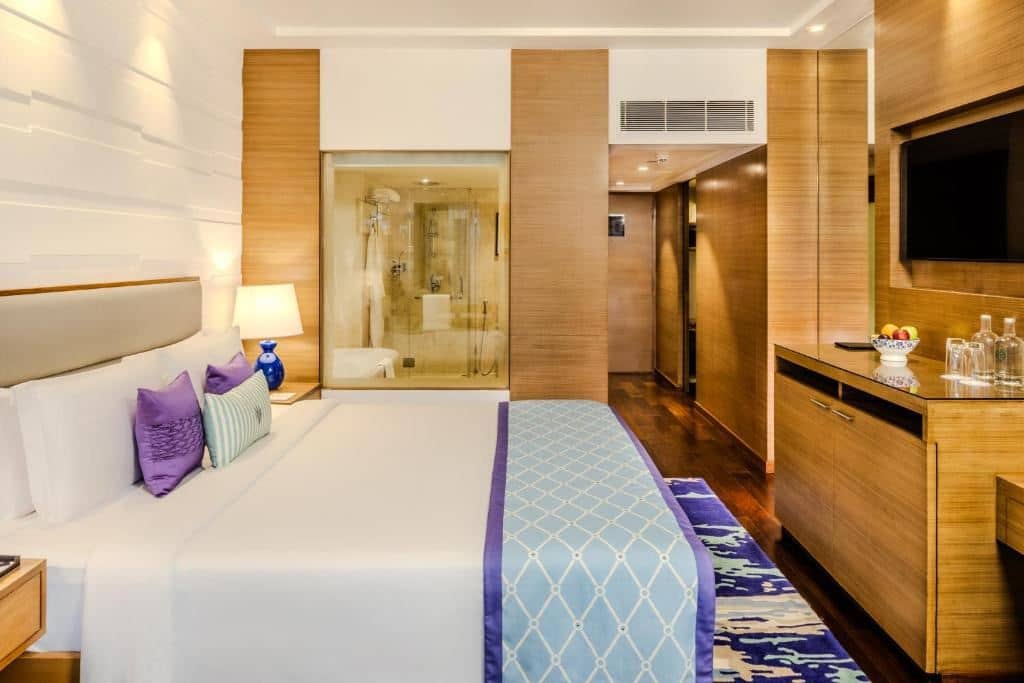 rooms-executive-room