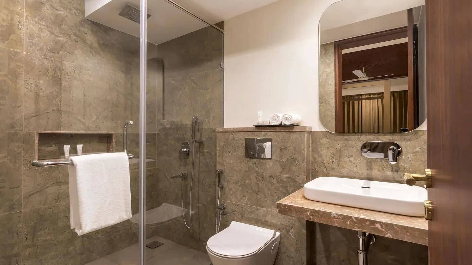 rooms-luxury-villa
