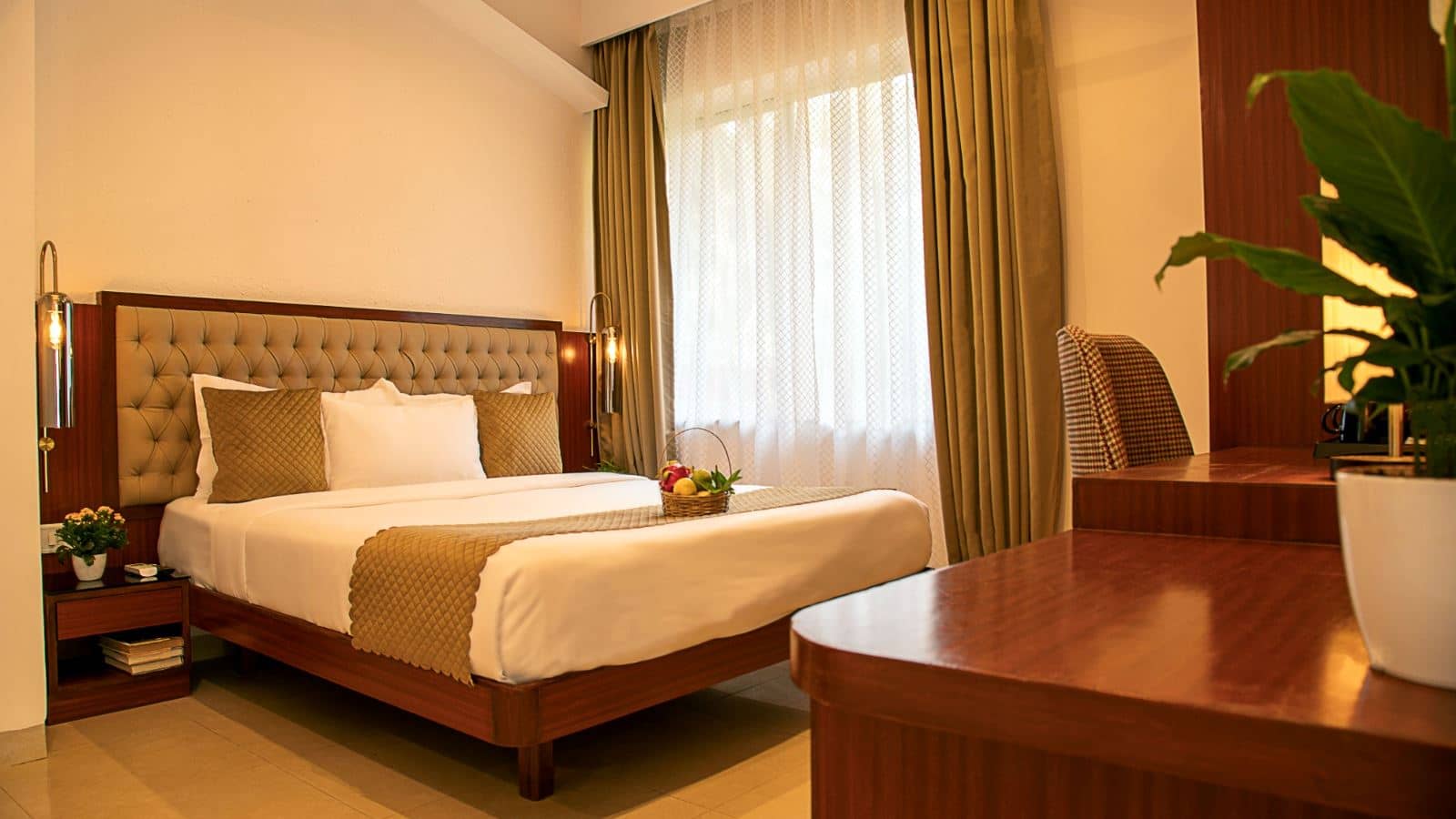 rooms-superior-room