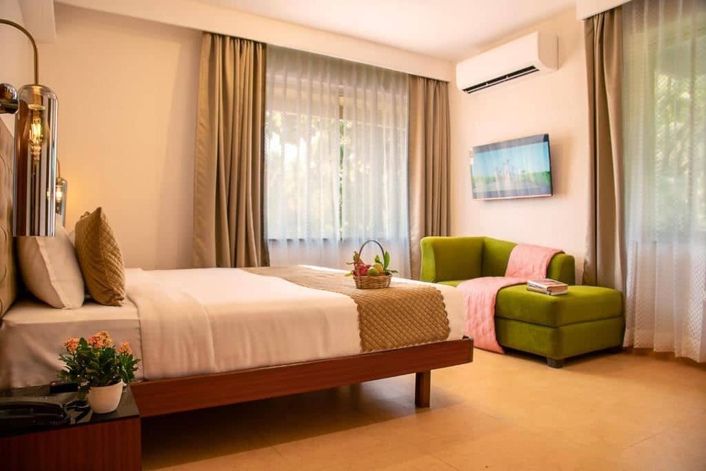 rooms-suite-room
