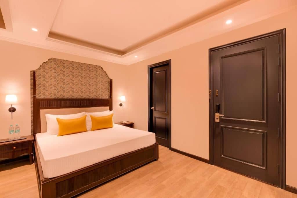 rooms-superior-room