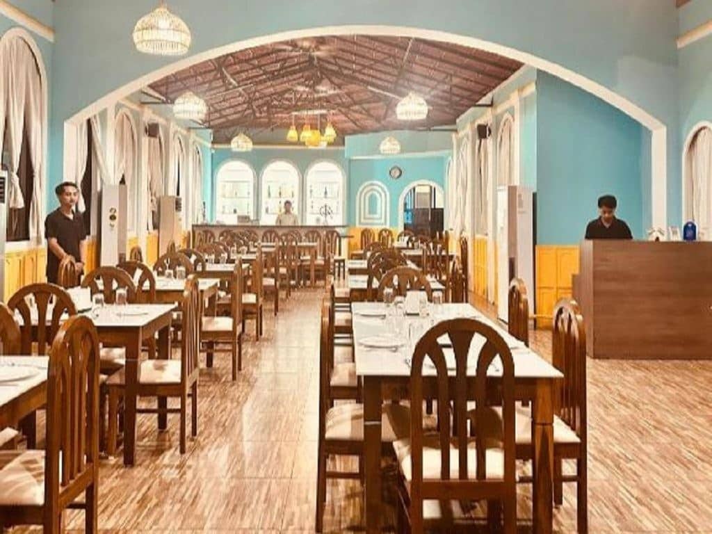 restaurants-restaurants