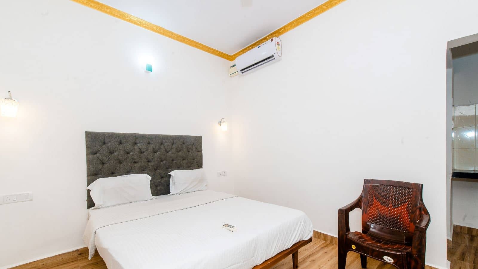 rooms-deluxe-ac