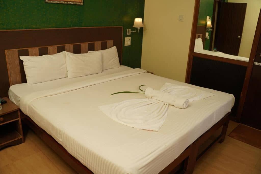 rooms-classic-room