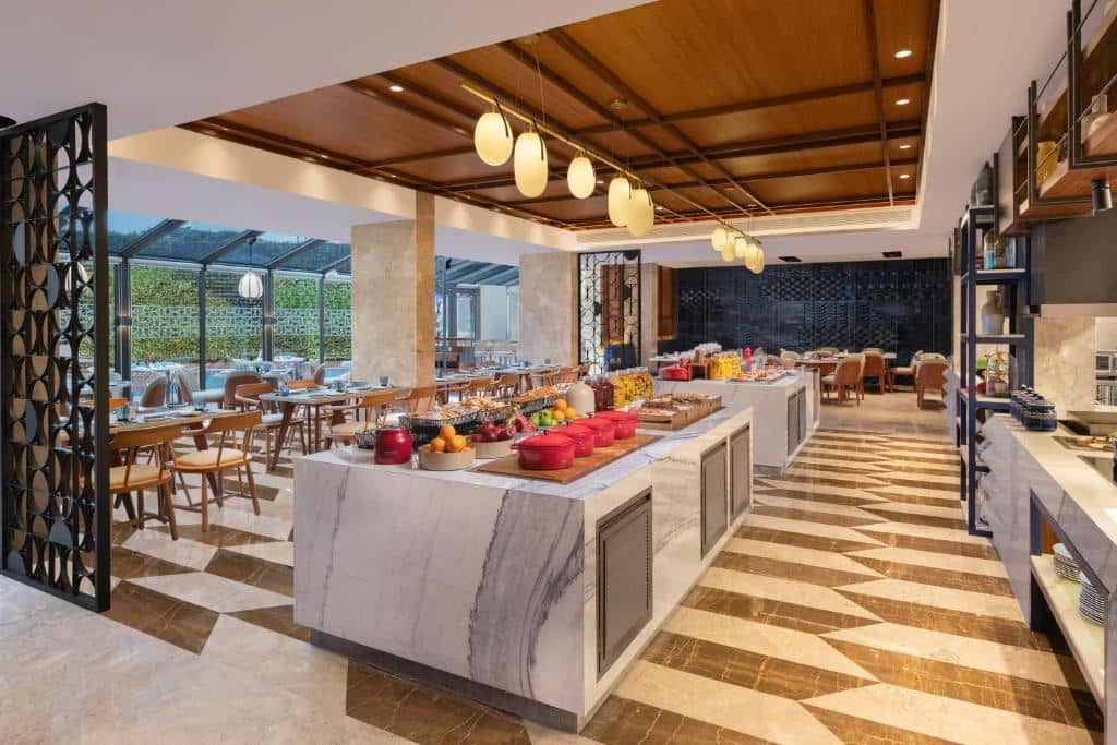 restaurants-restaurants