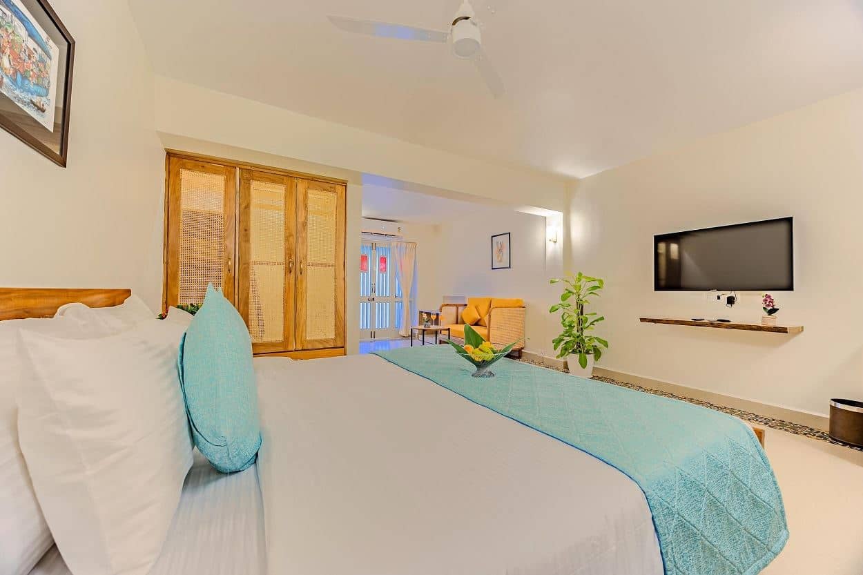 rooms-garden-view