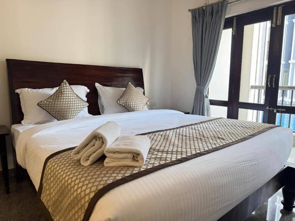 rooms-deluxe-ac