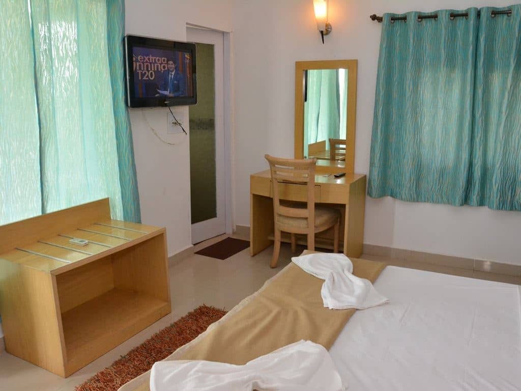 rooms-super-deluxe-room