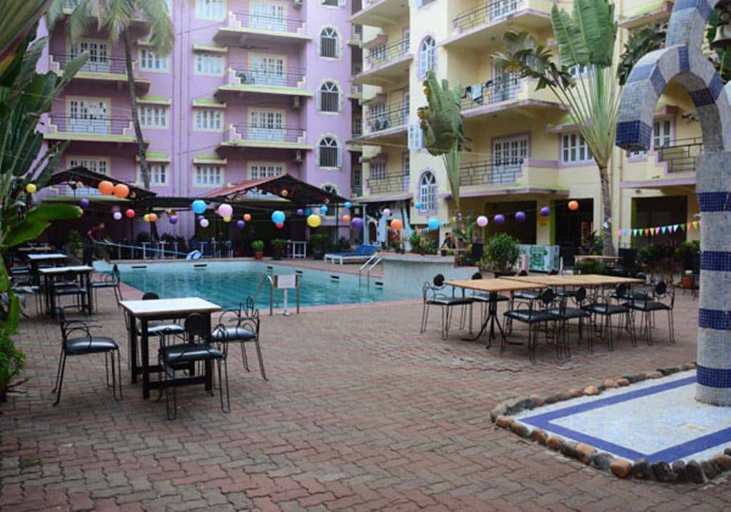 pools-outdoor-pool