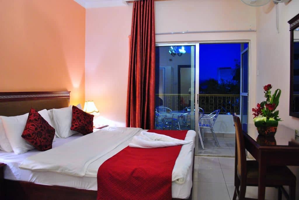 rooms-standard-room